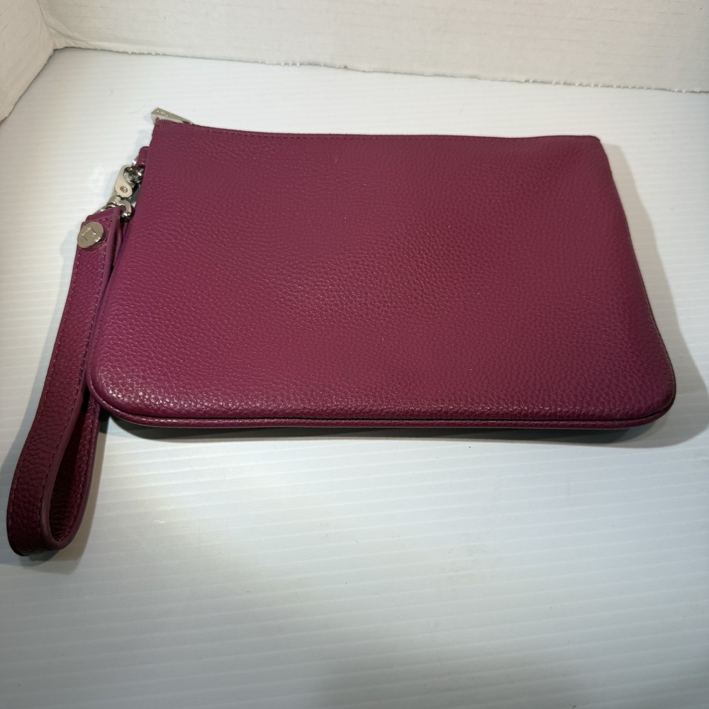 Thirty-One Rubie Mini Pouch Crushed Berry Pebbled Faux Leather Wristlet EUC